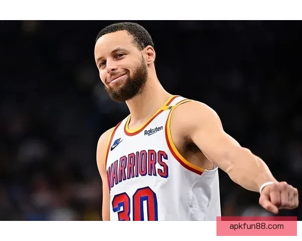 追梦谈桑托斯蜕变表现欣喜 呼吁库里谨慎复出避免膝伤加剧